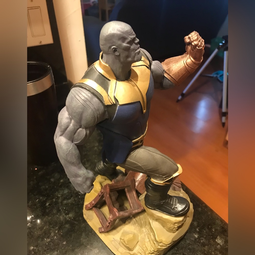 Thanos PVC statue figurine